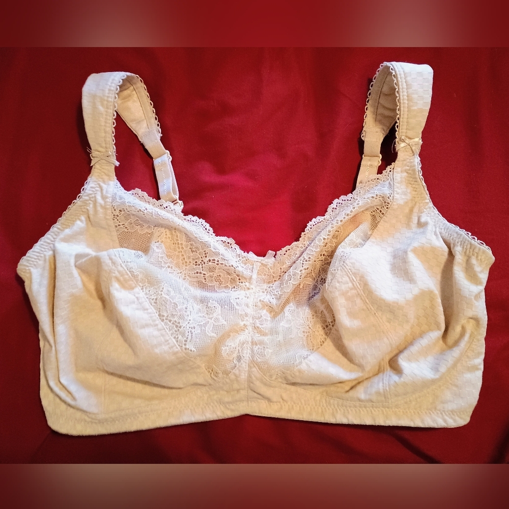 Glamorise Beige/Cream Lace Bra